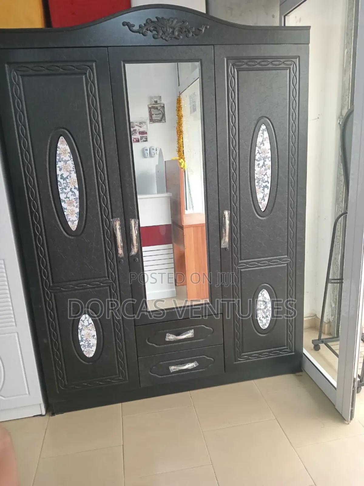 Armoire Dresser