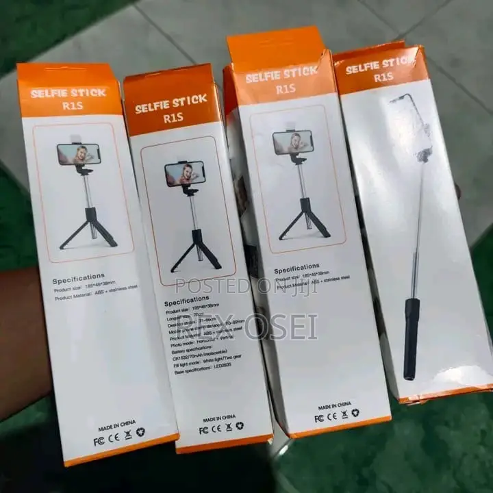 Selfie Stick With Light