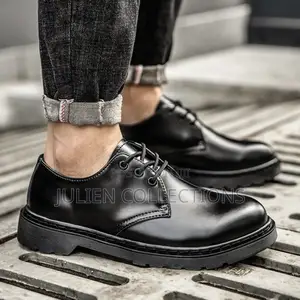 Dr Martens Mono 1461