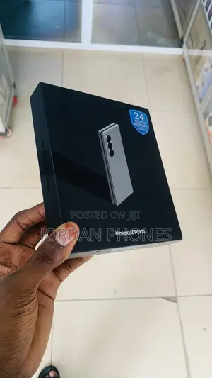 New Samsung Galaxy Z Fold6 256 GB Silver