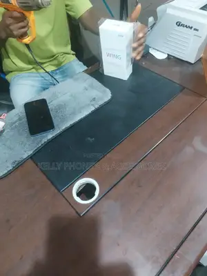 New LG Wing 5G 256 GB Black