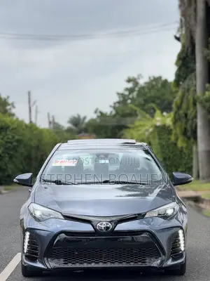 Toyota Corolla SE (1.8L 4cyl 2A) 2018 Gray