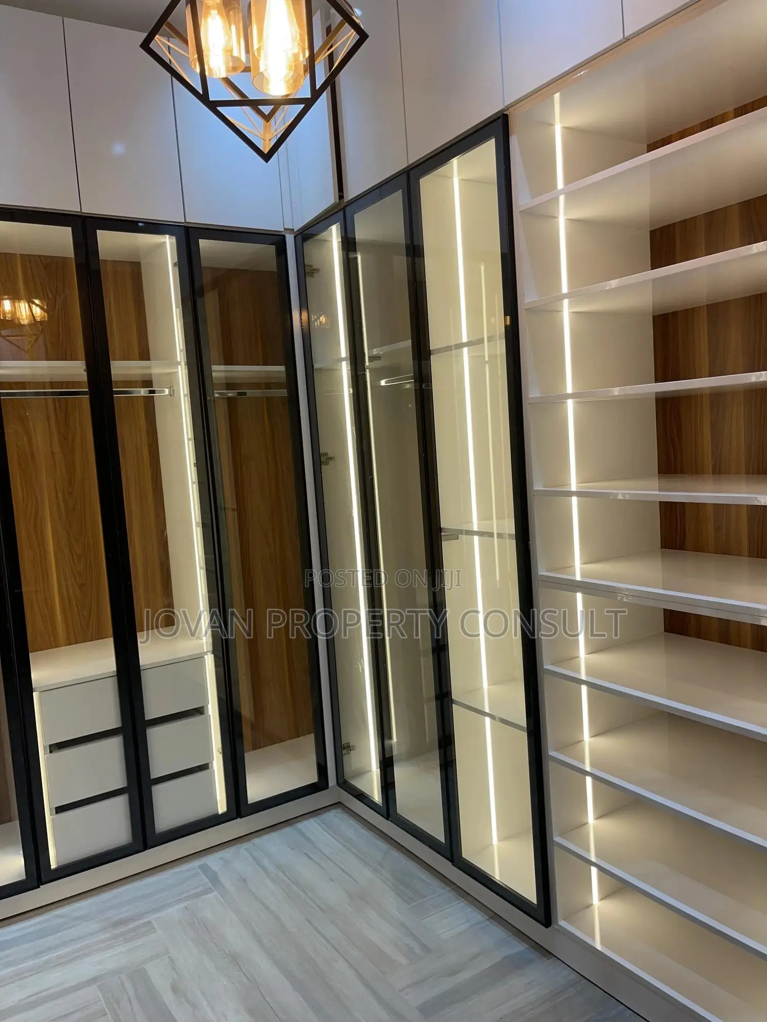 4bdrm House in East Legon for sale