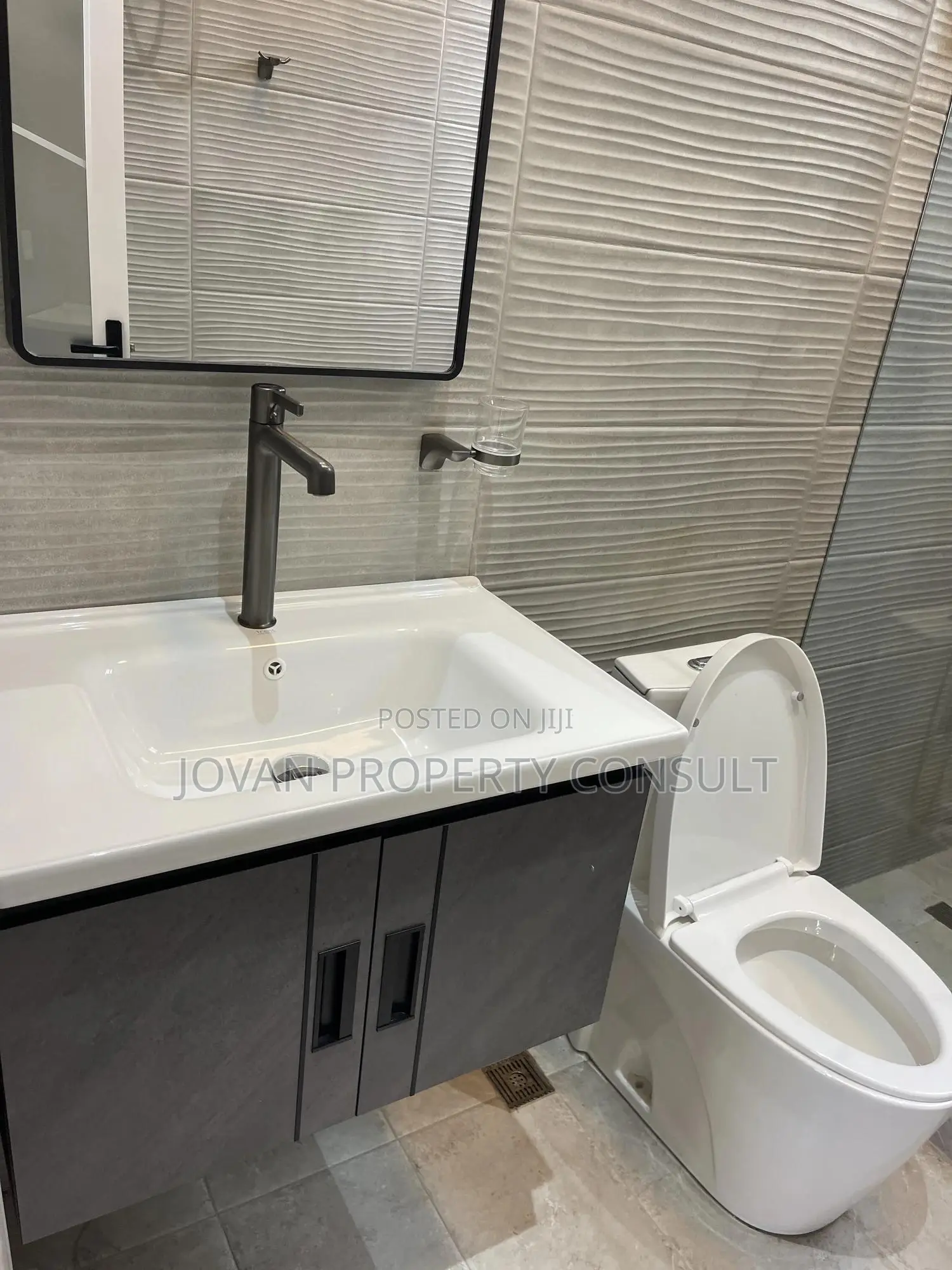 4bdrm House in East Legon for sale
