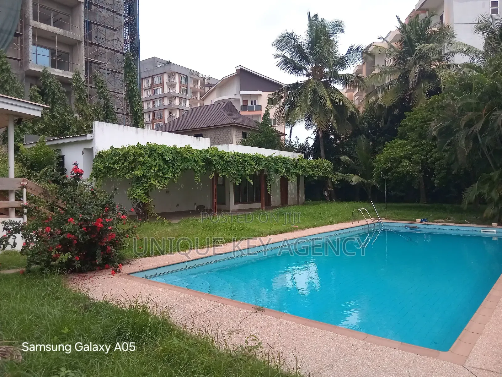 4bdrm House in Unique Key Agency, Airport Residential Area for rent