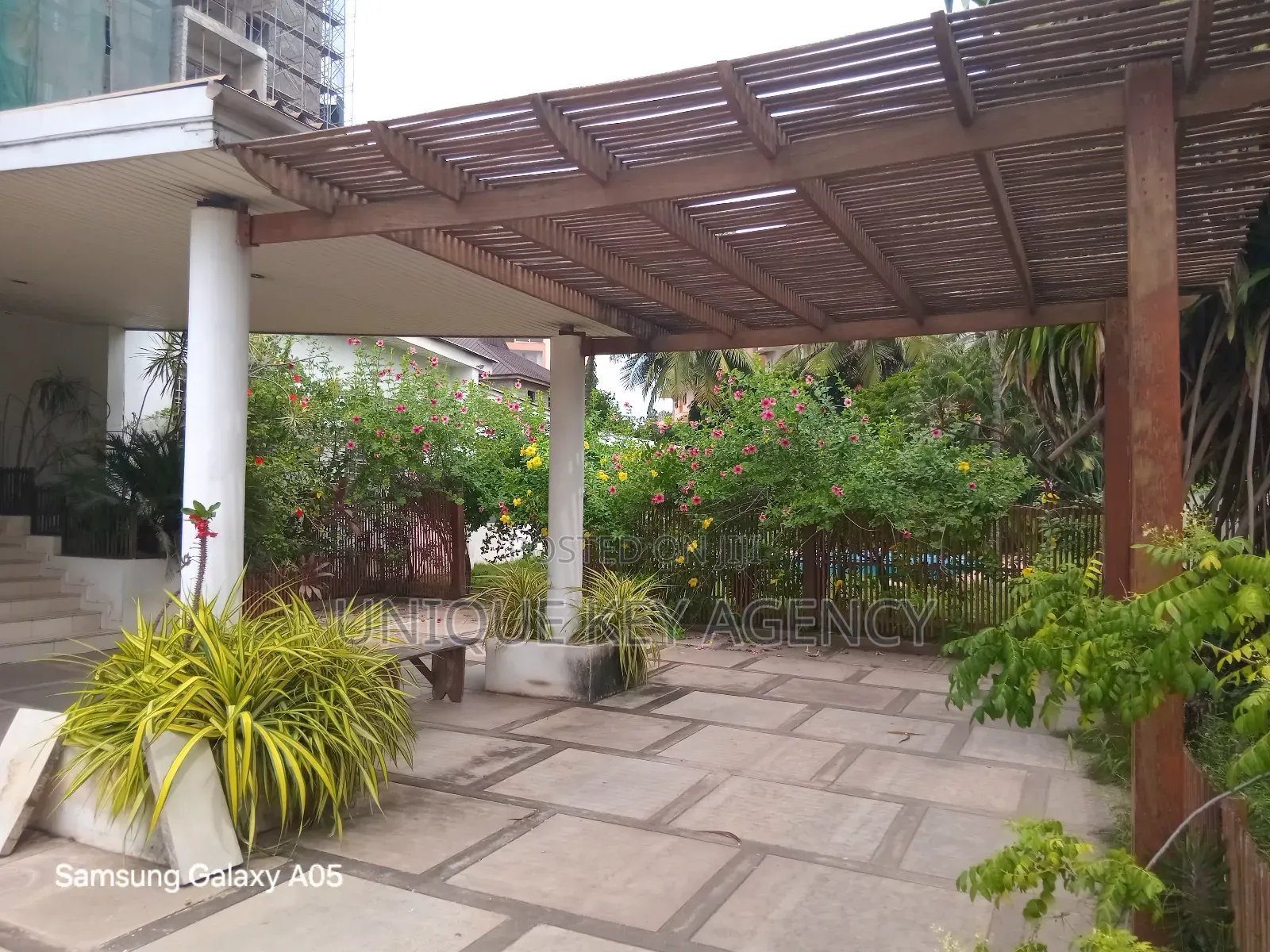 4bdrm House in Unique Key Agency, Airport Residential Area for rent