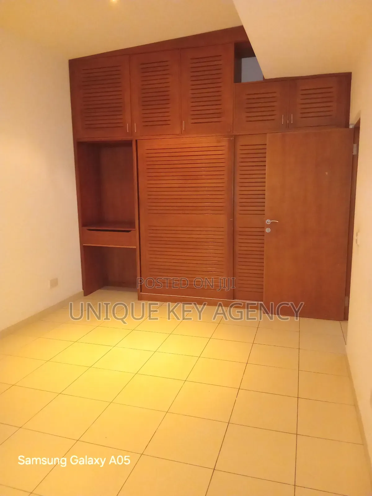4bdrm House in Unique Key Agency, Airport Residential Area for rent