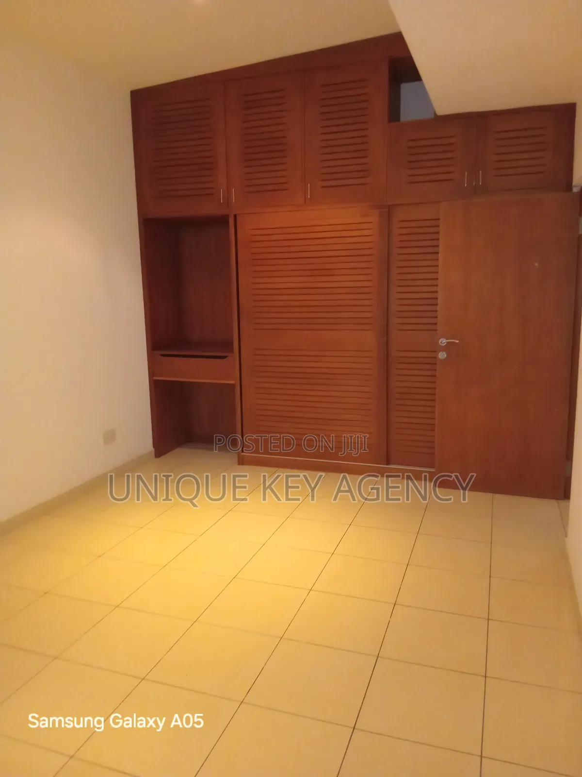 4bdrm House in Unique Key Agency, Airport Residential Area for rent