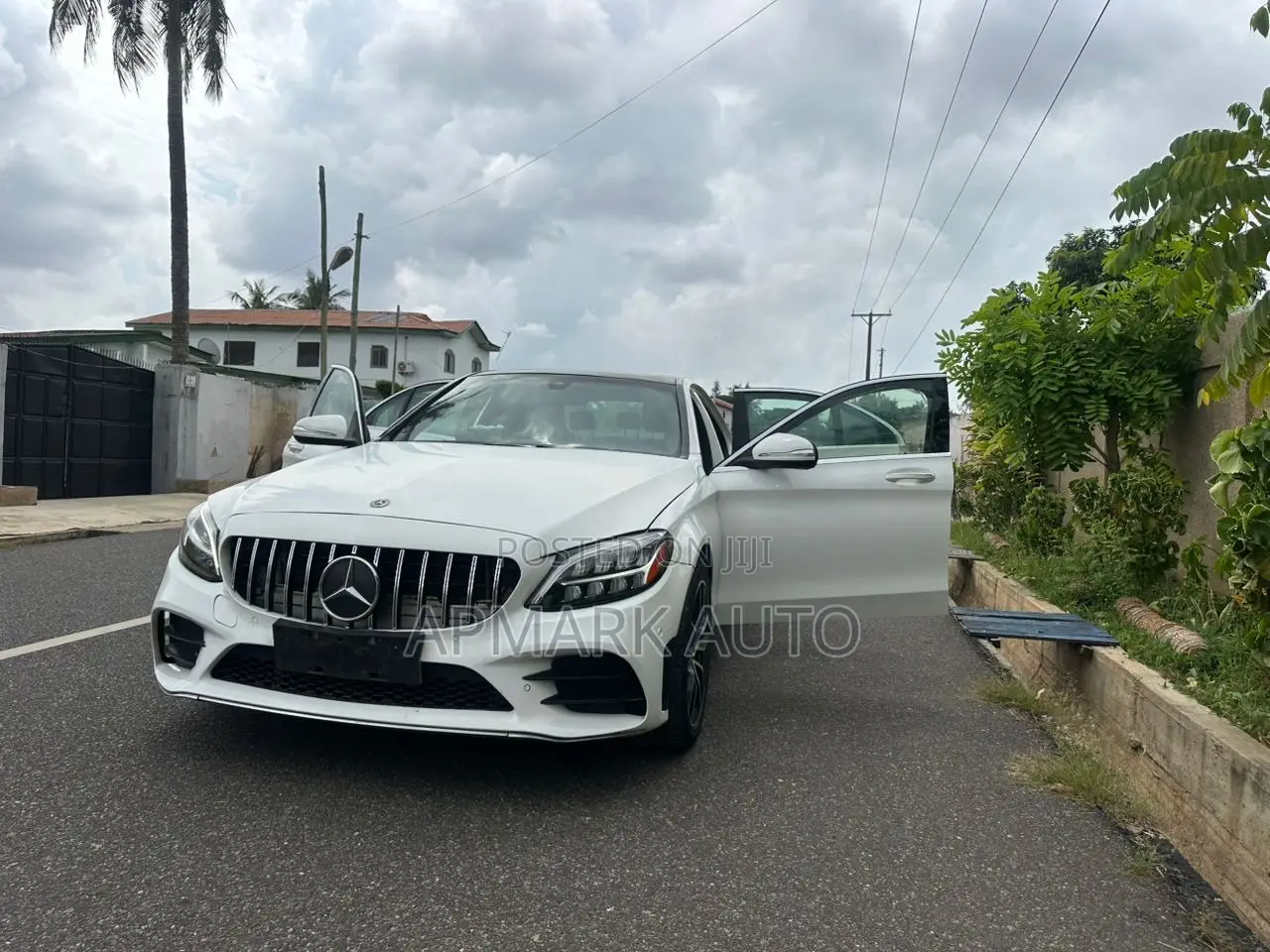 Mercedes-Benz C300 Base C300 AWD 4MATIC Sedan 2019 White