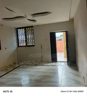 4bdrm Mansion in 4 Bedbedroom With, Tema Metropolitan for rent