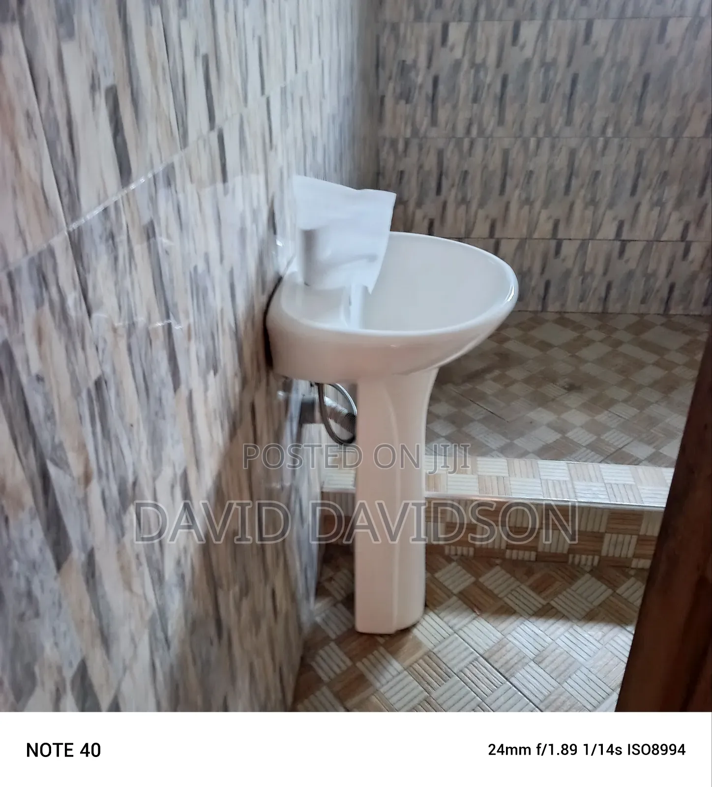 4bdrm Mansion in 4 Bedbedroom With, Tema Metropolitan for rent