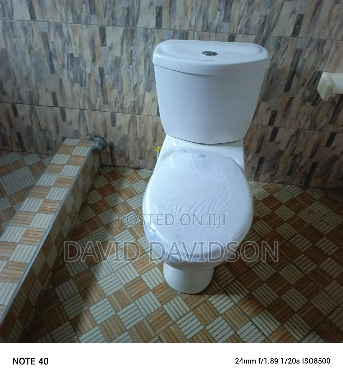 4bdrm Mansion in 4 Bedbedroom With, Tema Metropolitan for rent