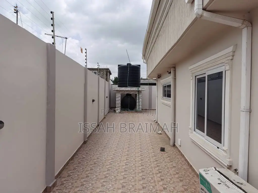 Furnished 4bdrm House in Ashaiman Municipal for rent