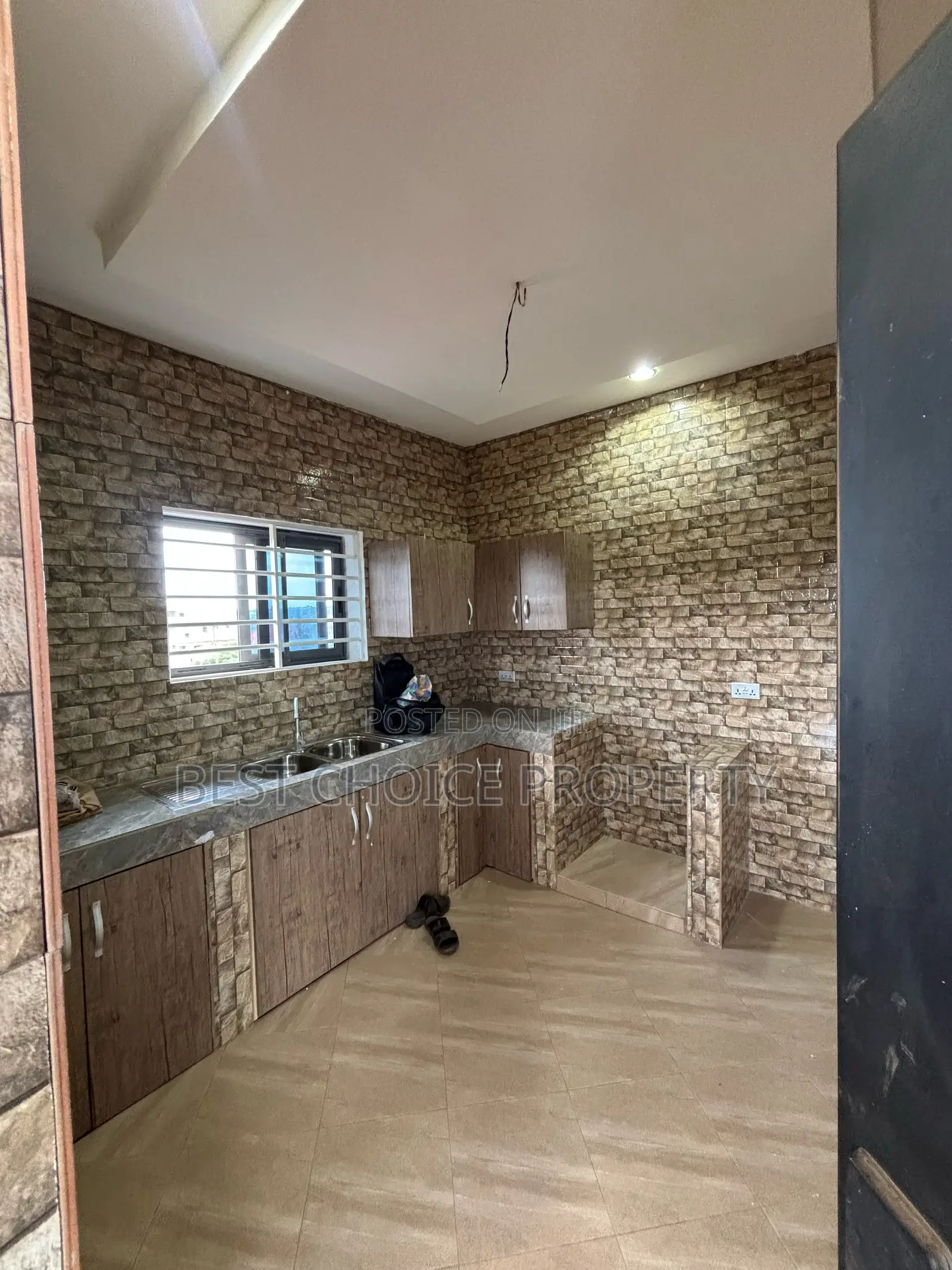 2bdrm Apartment in Lakeside Community 9, New Legon for rent