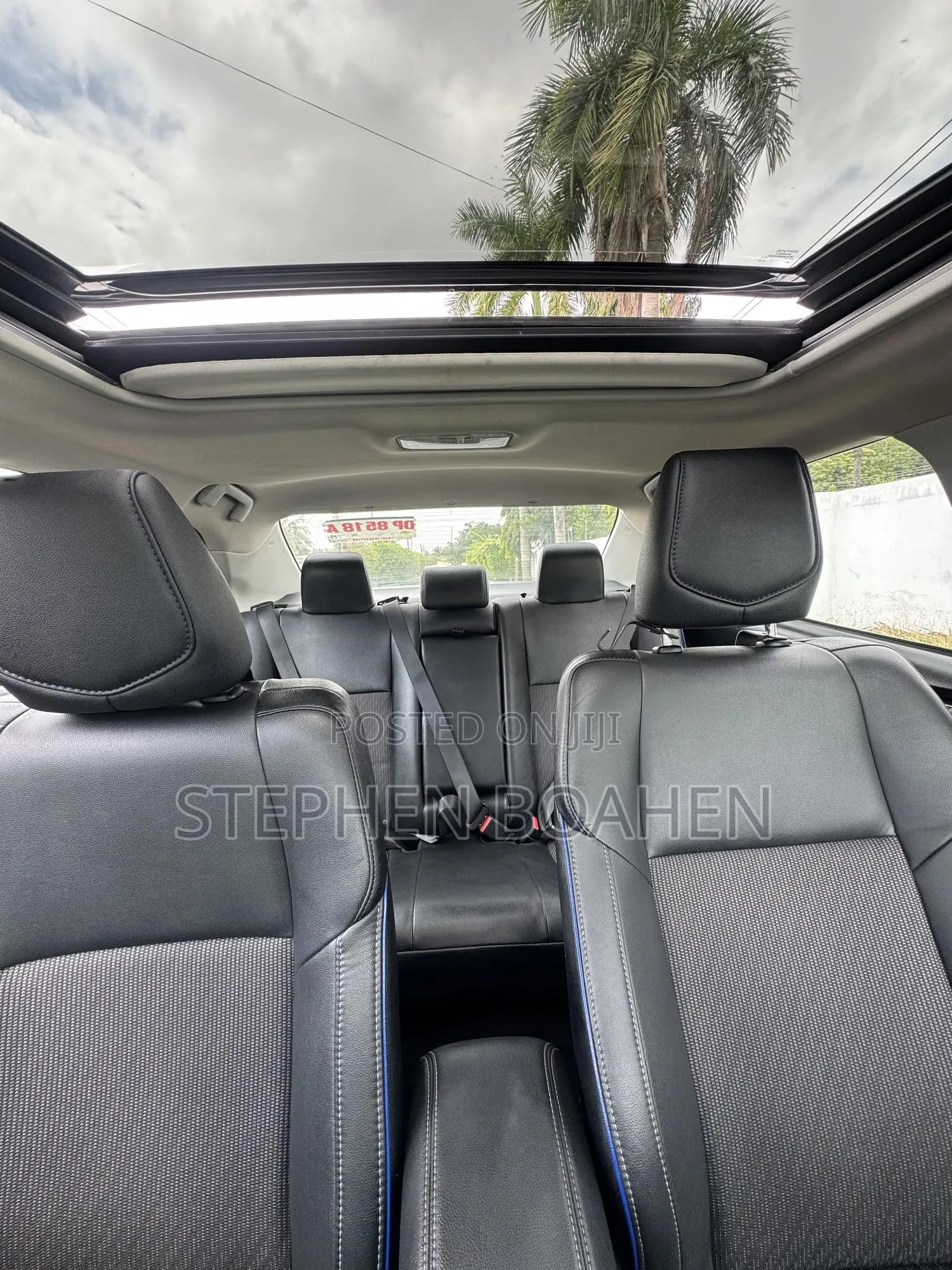 Toyota Corolla SE (1.8L 4cyl 2A) 2018 Gray