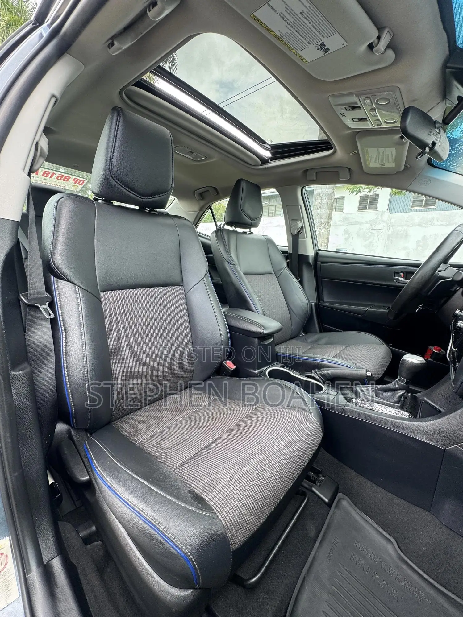Toyota Corolla SE (1.8L 4cyl 2A) 2018 Gray