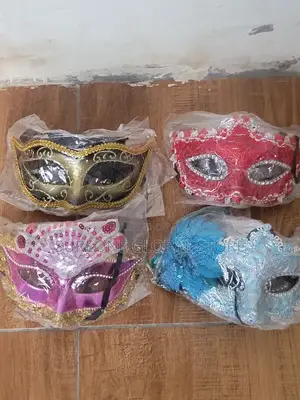 Carnival Painted Half Face Mask Set
