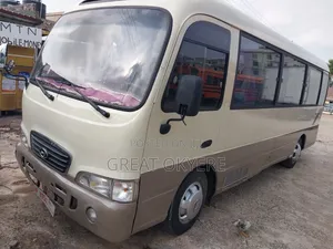 Hyundai County 2012 Beige