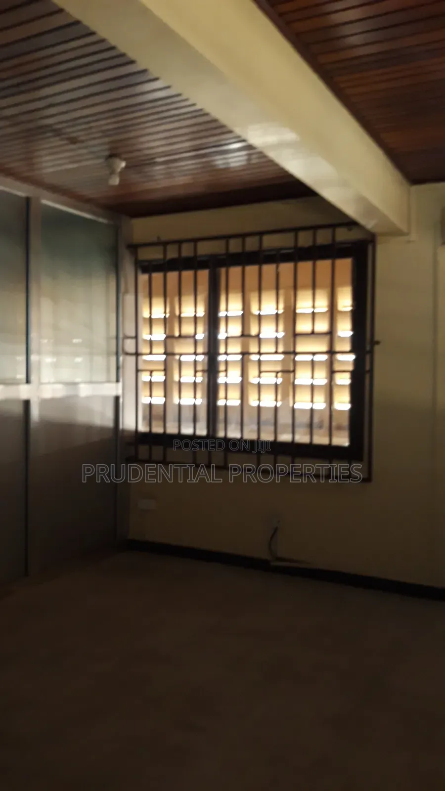 6 Room Office Space for Rent at Lapaz