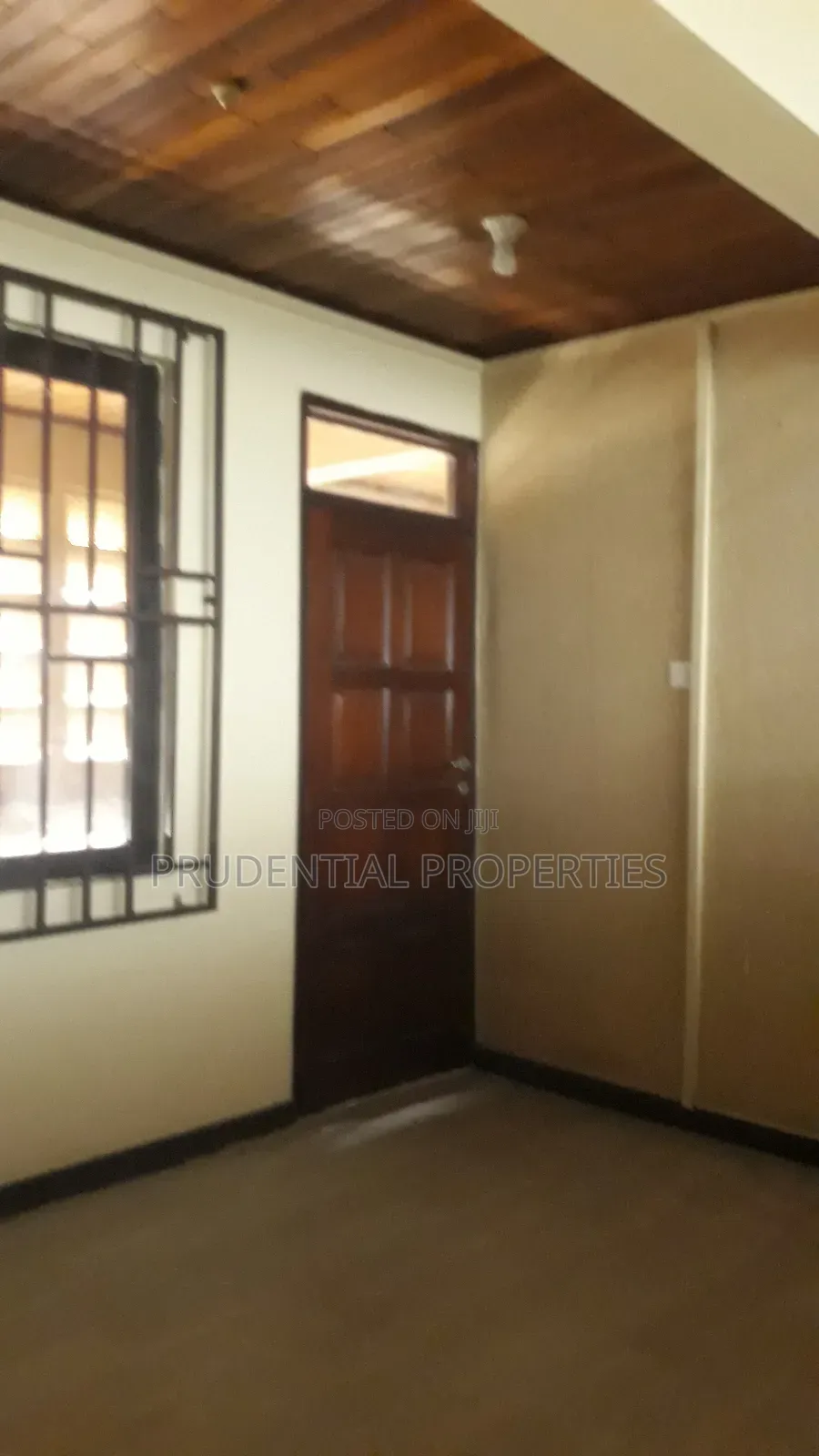 6 Room Office Space for Rent at Lapaz