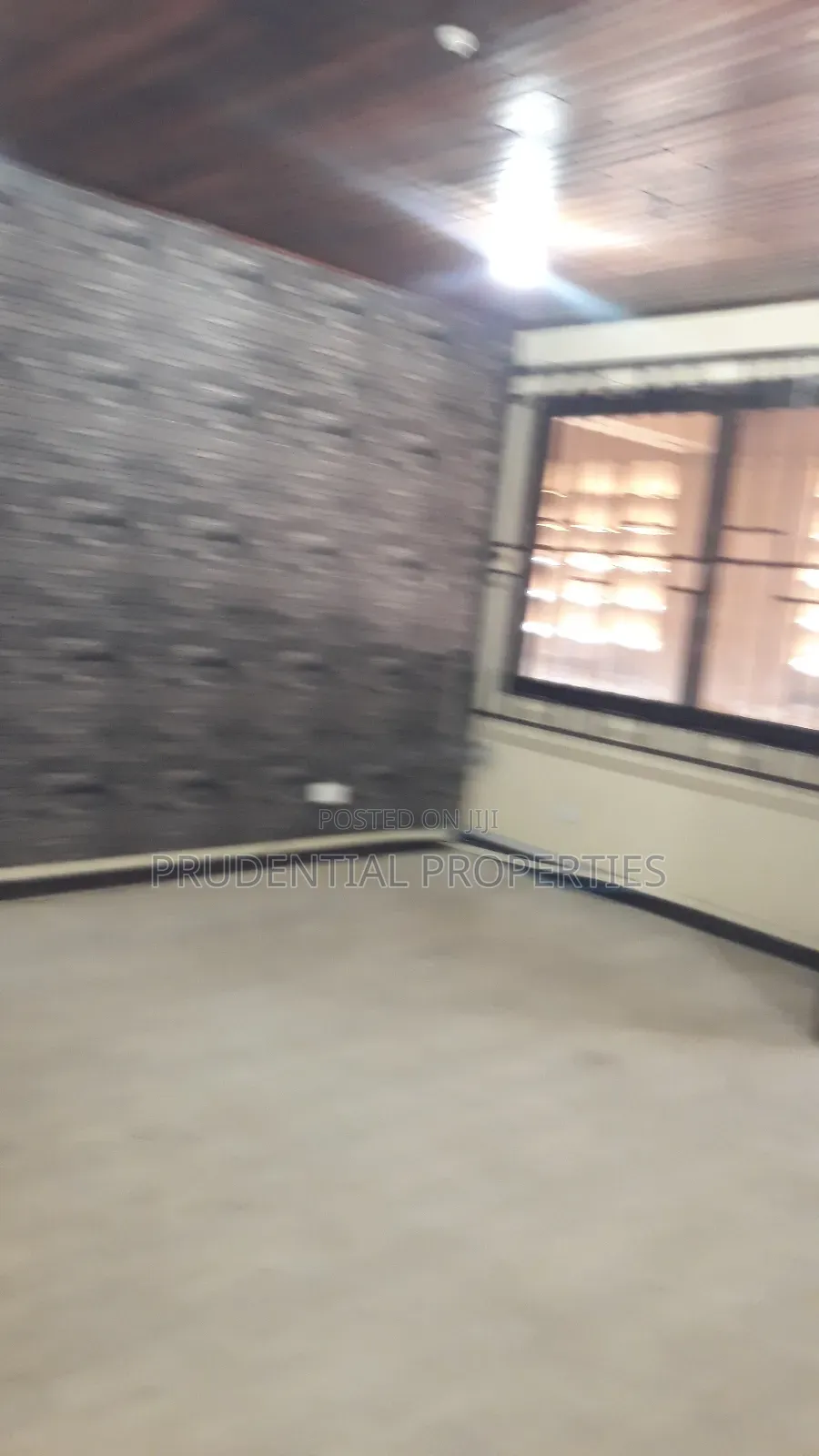 6 Room Office Space for Rent at Lapaz