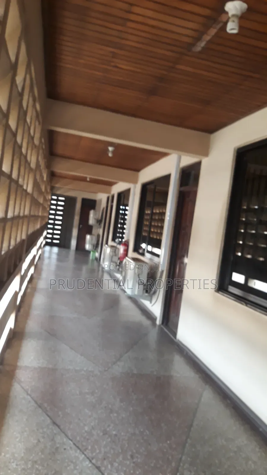6 Room Office Space for Rent at Lapaz