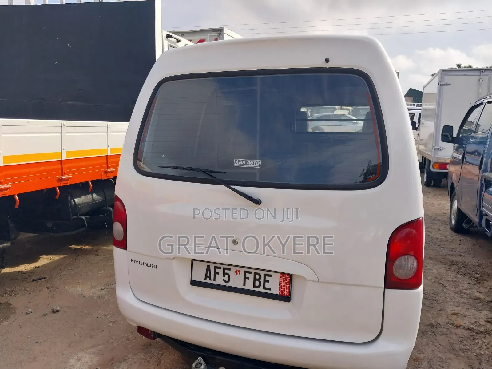 Hyundai H-100 2003 White