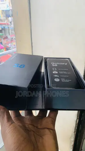 New Samsung Galaxy S8 64 GB Black