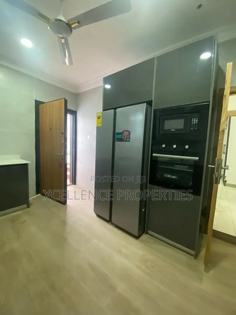 4bdrm Duplex in Xcellence Properties, Adjiriganor for rent