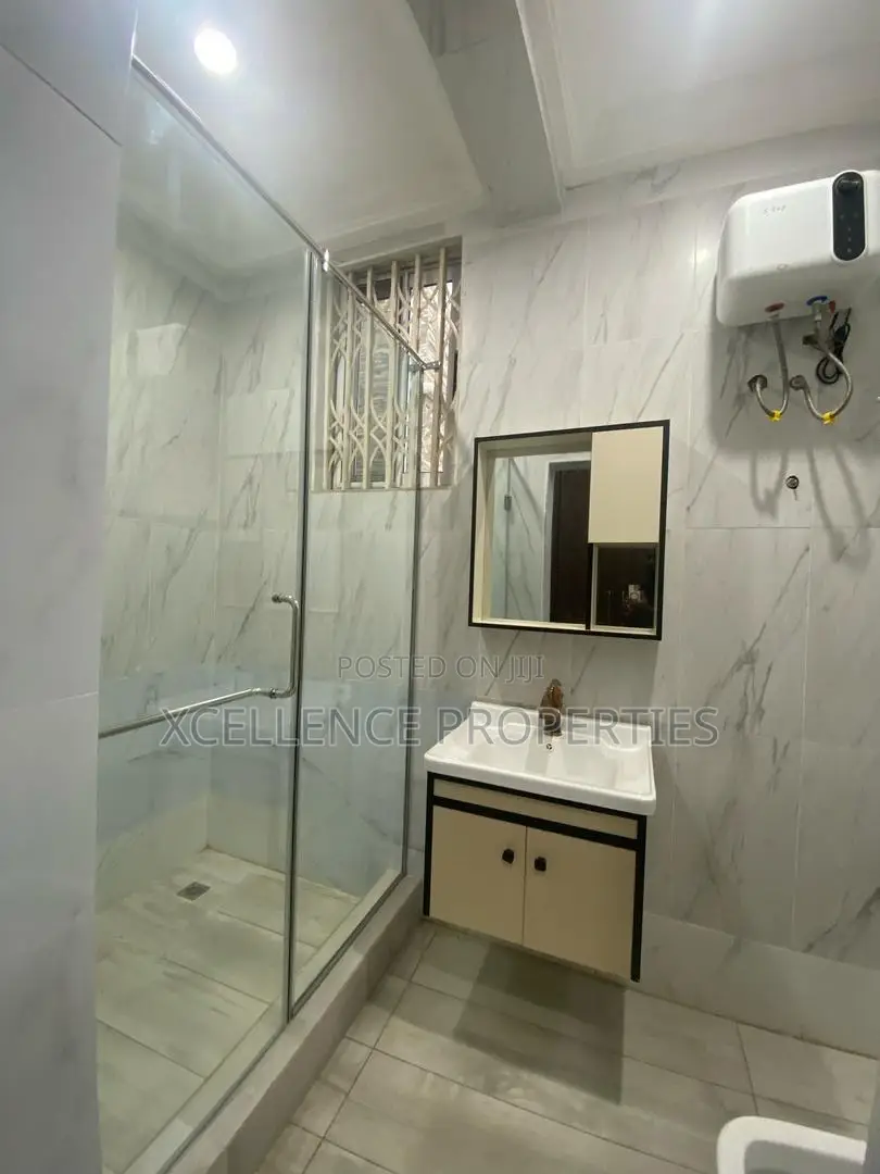 4bdrm Duplex in Xcellence Properties, Adjiriganor for rent