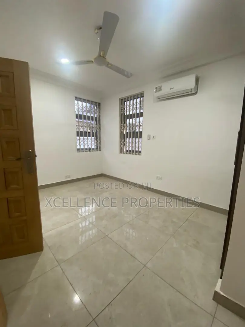 4bdrm Duplex in Xcellence Properties, Adjiriganor for rent