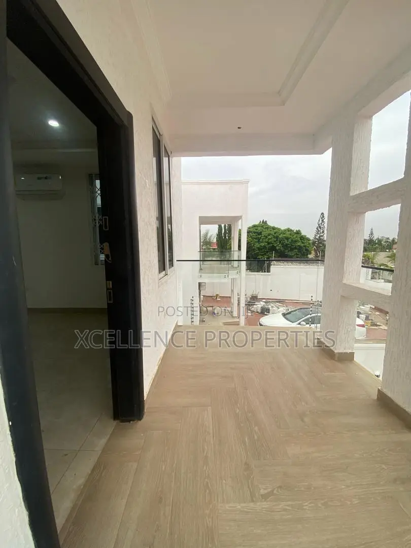 4bdrm Duplex in Xcellence Properties, Adjiriganor for rent