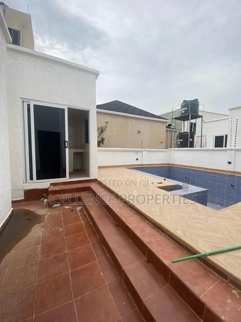 4bdrm Duplex in Xcellence Properties, Adjiriganor for rent
