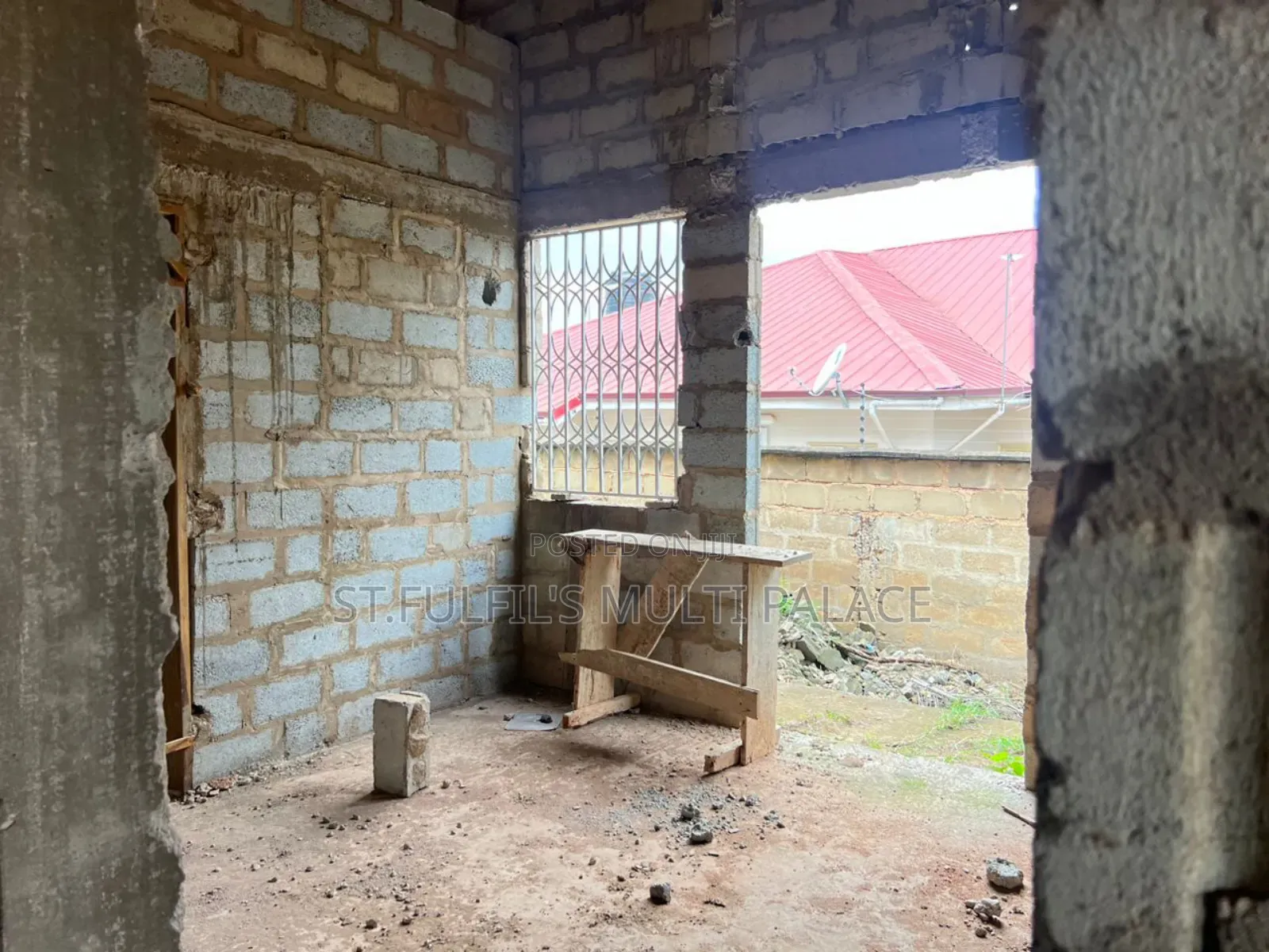 5bdrm House in Oyarifa, Adenta for sale