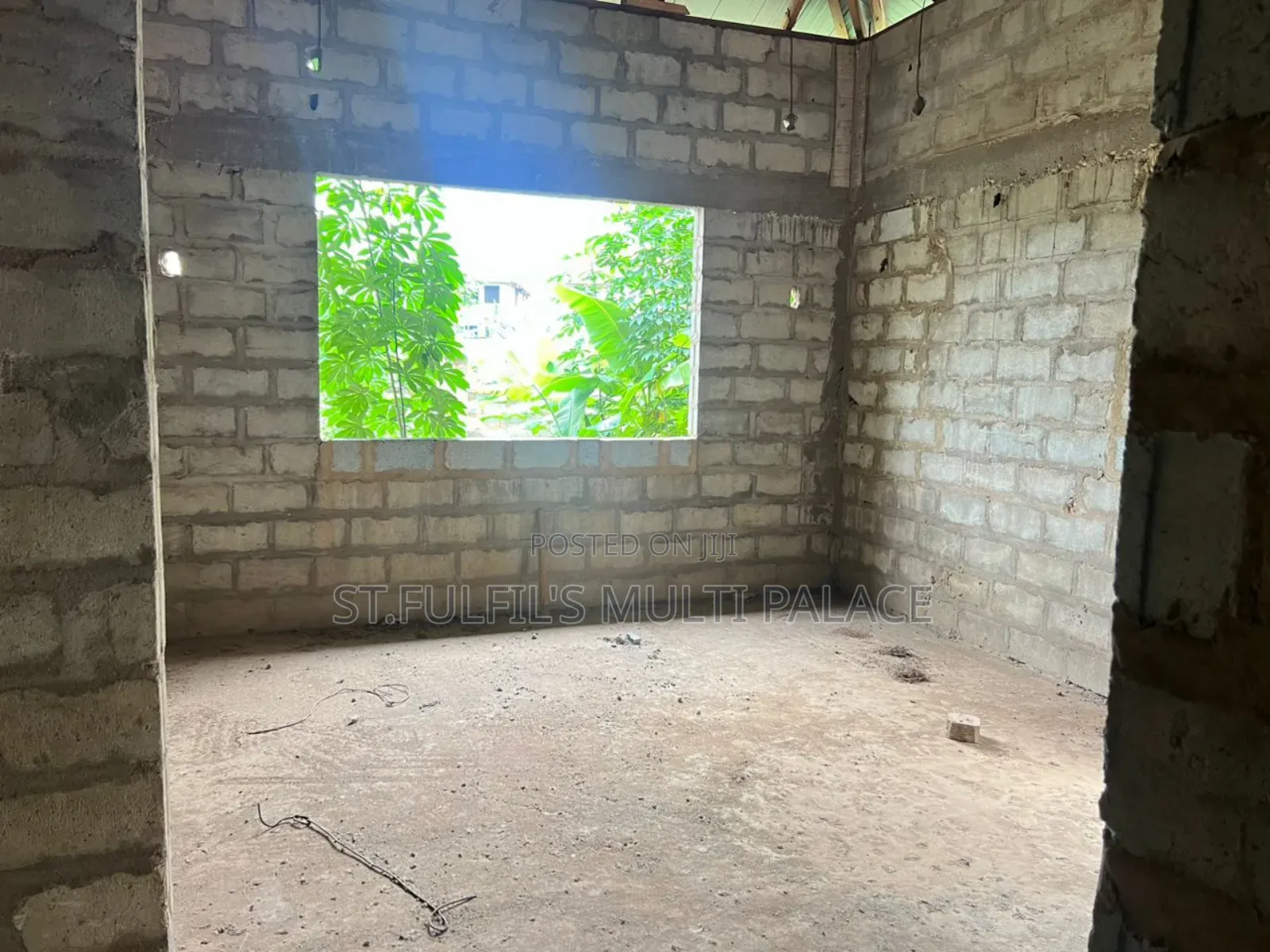 5bdrm House in Oyarifa, Adenta for sale