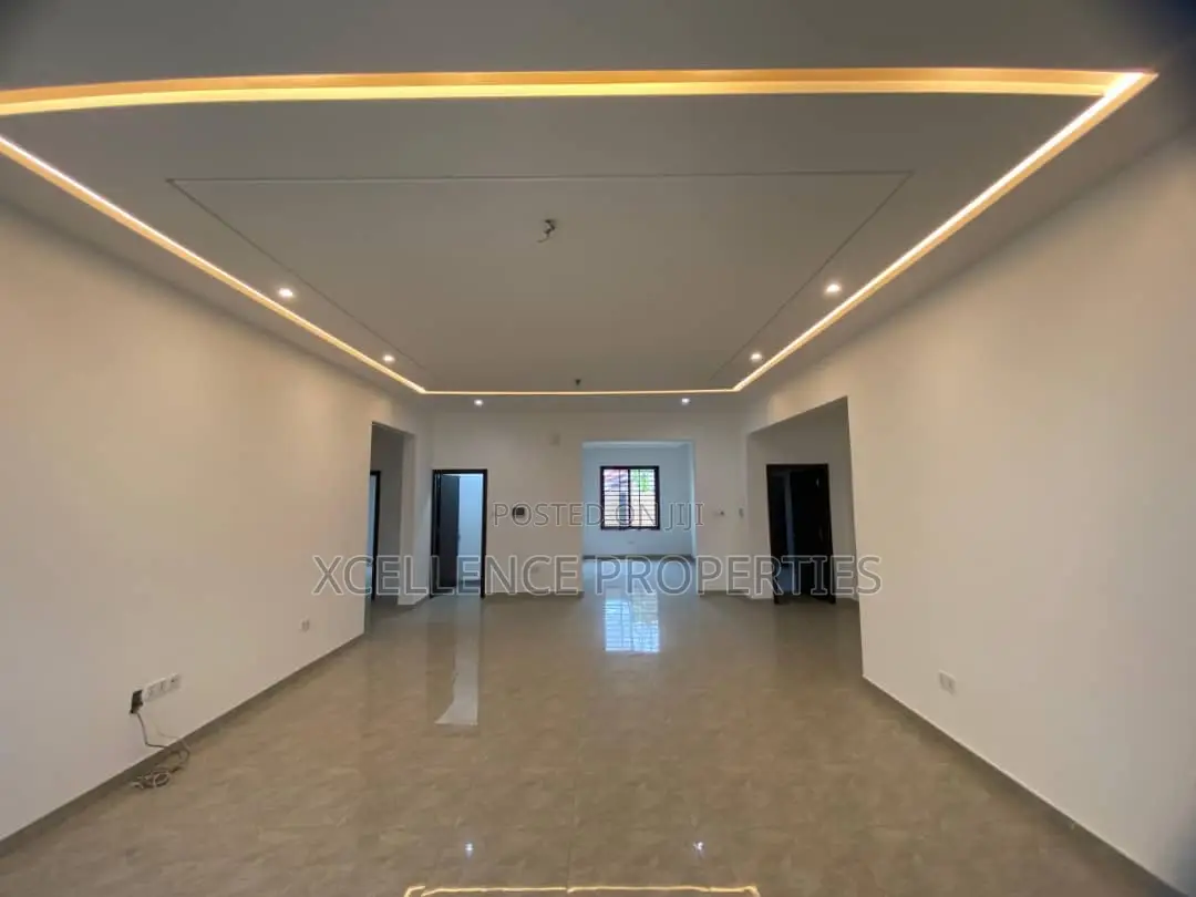 3bdrm House in Xcellence Properties, Lake Side Estate for sale