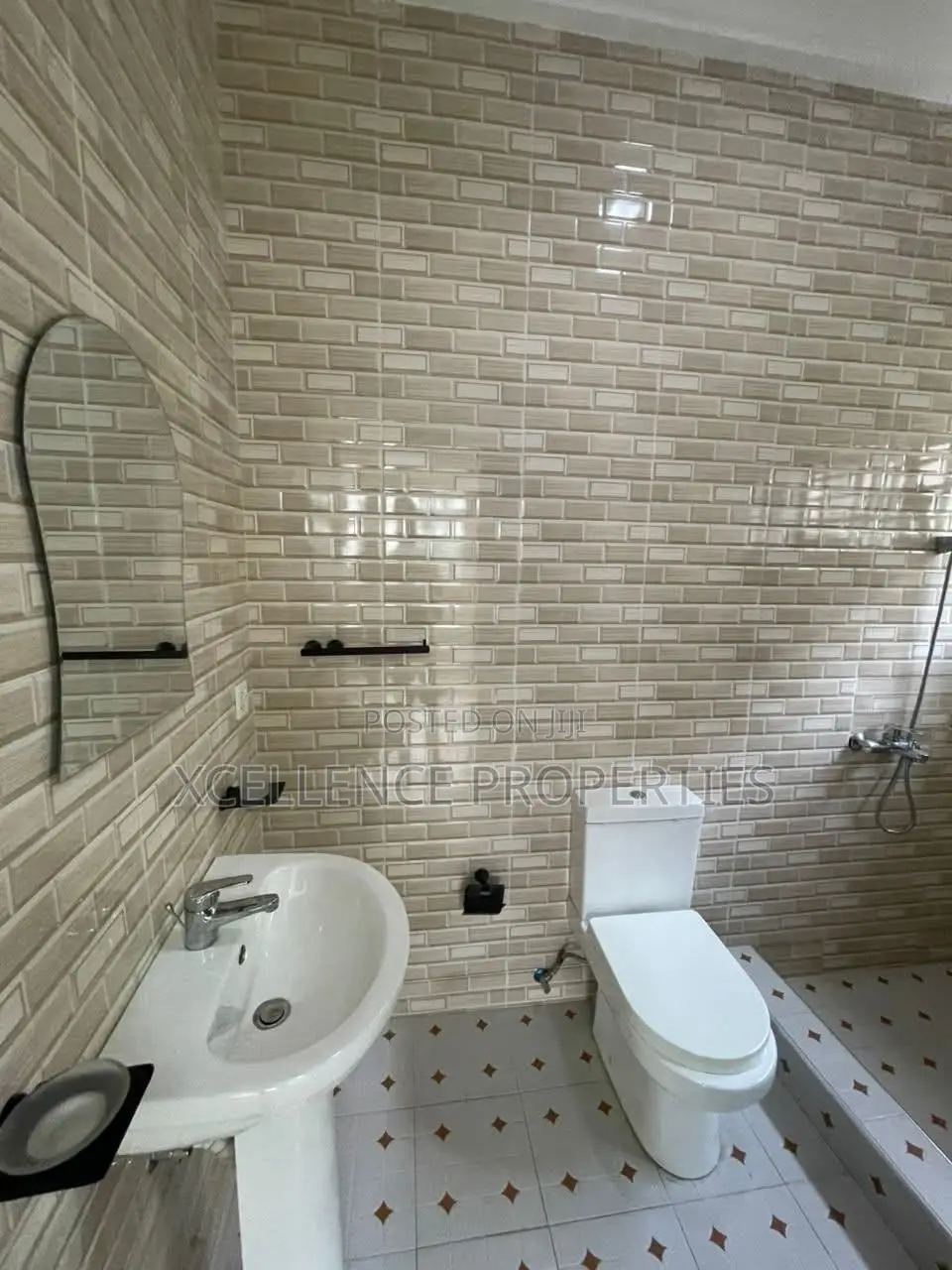 4bdrm Duplex in Xcellence Properties, East Legon for rent