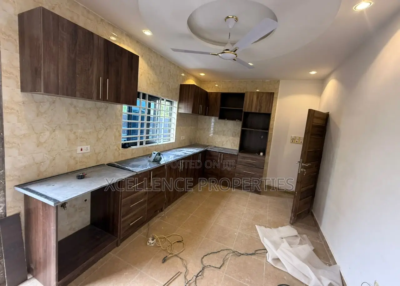 3bdrm House in Xcellence Properties, Ablekuma for sale