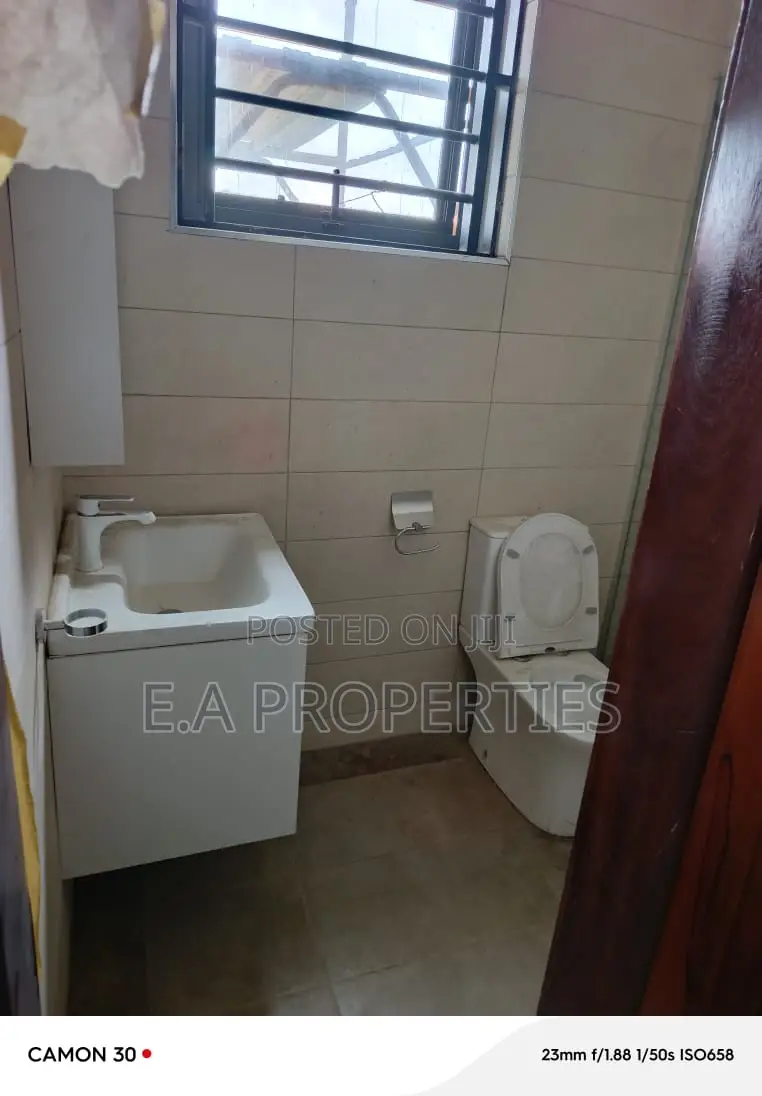 20bdrm Apartment in E A Properties, Boundary Road Area for rent