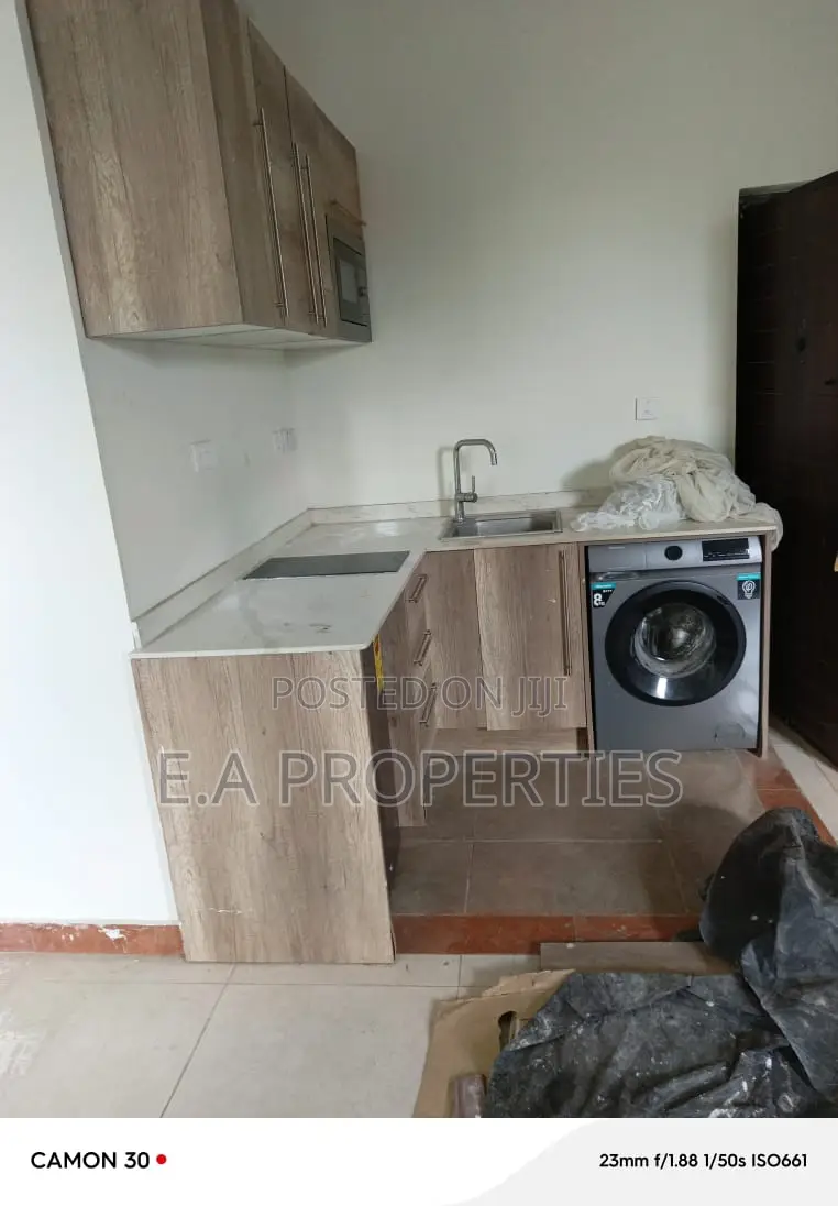 20bdrm Apartment in E A Properties, Boundary Road Area for rent
