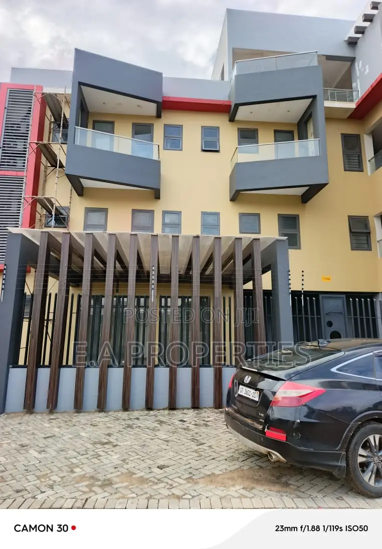 20bdrm Apartment in E A Properties, Boundary Road Area for rent