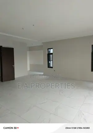 7bdrm House in E A Properties, Bawaleshie for rent