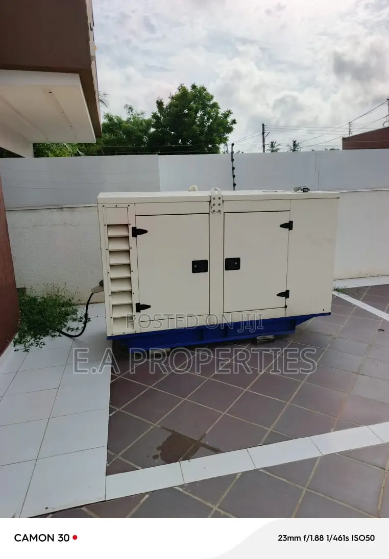 7bdrm House in E A Properties, Bawaleshie for rent