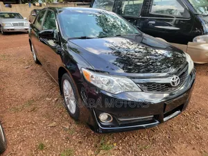 Photo - Toyota Camry SE 4dr Sedan (2.5L 4cyl 6A) 2013 Black