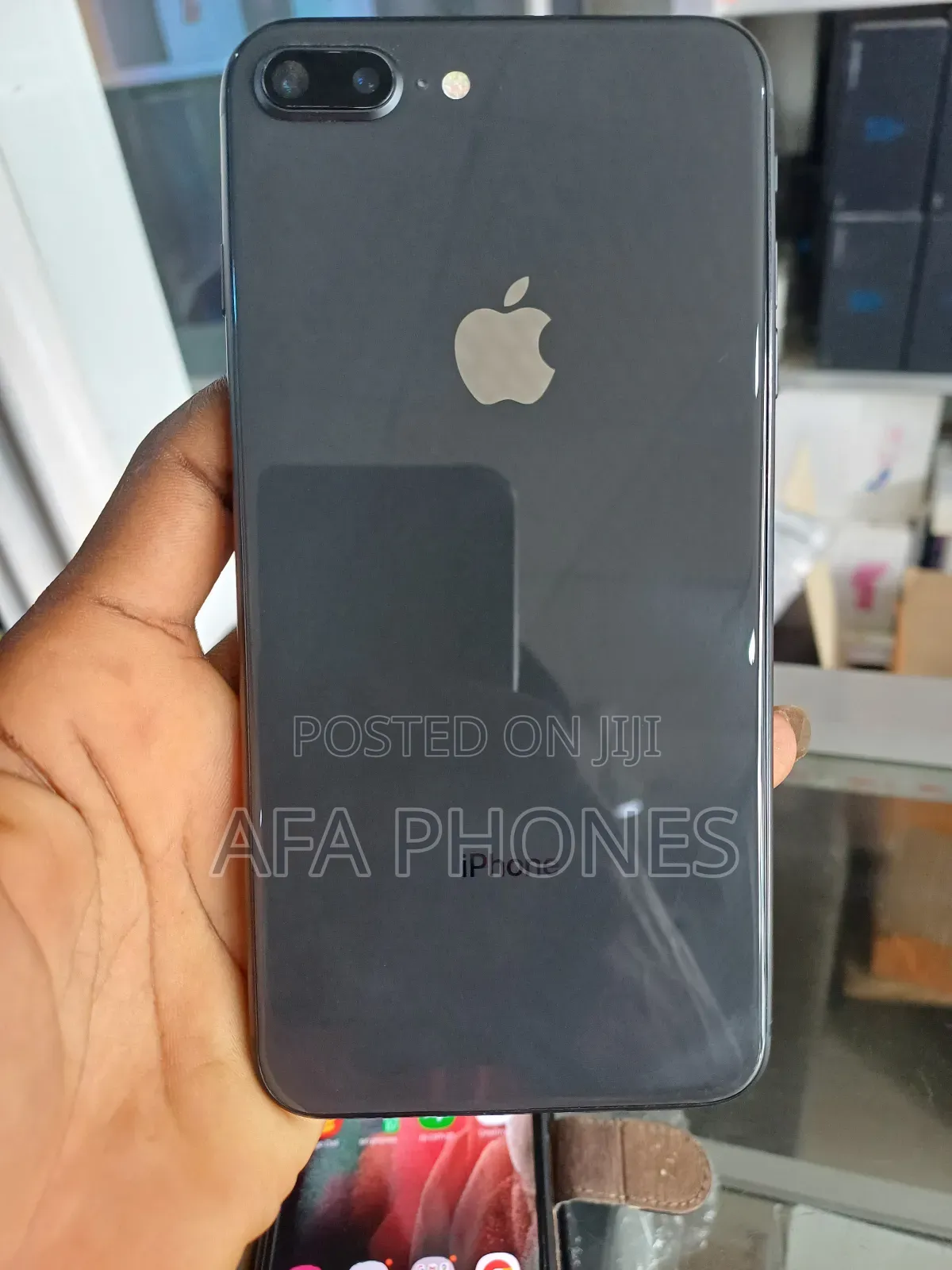 Apple iPhone 8 Plus 64 GB Black