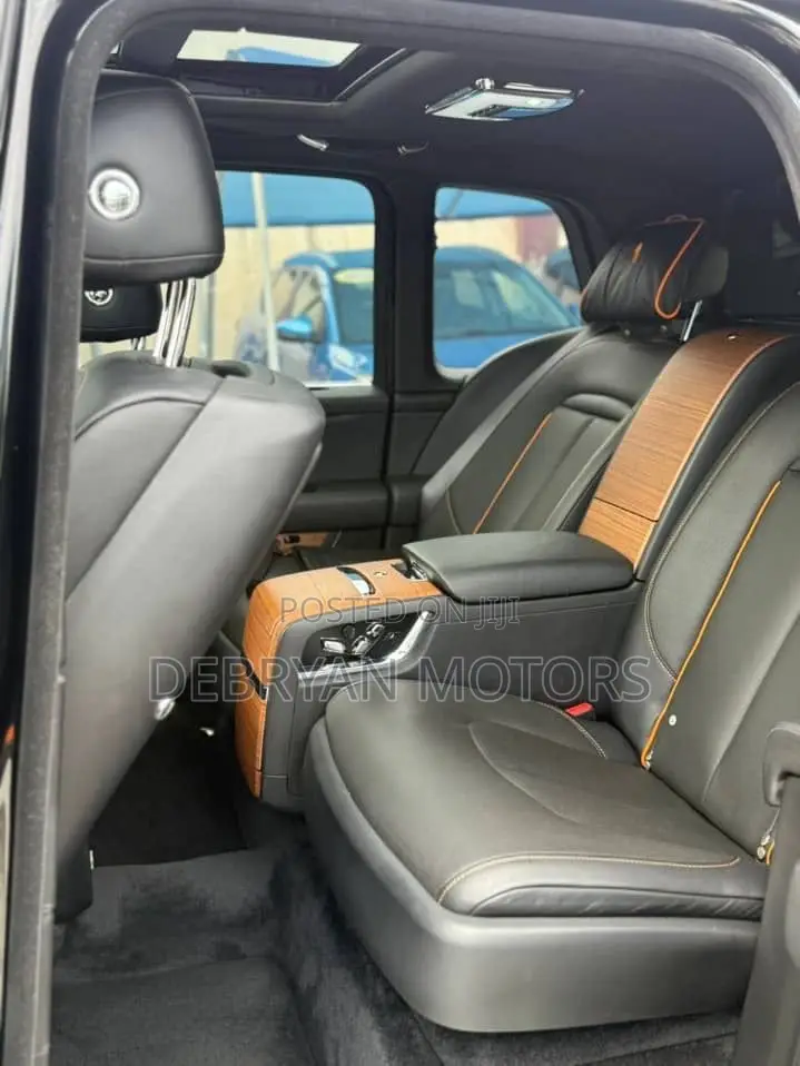 Rolls-Royce Cullinan Base 2020 Black