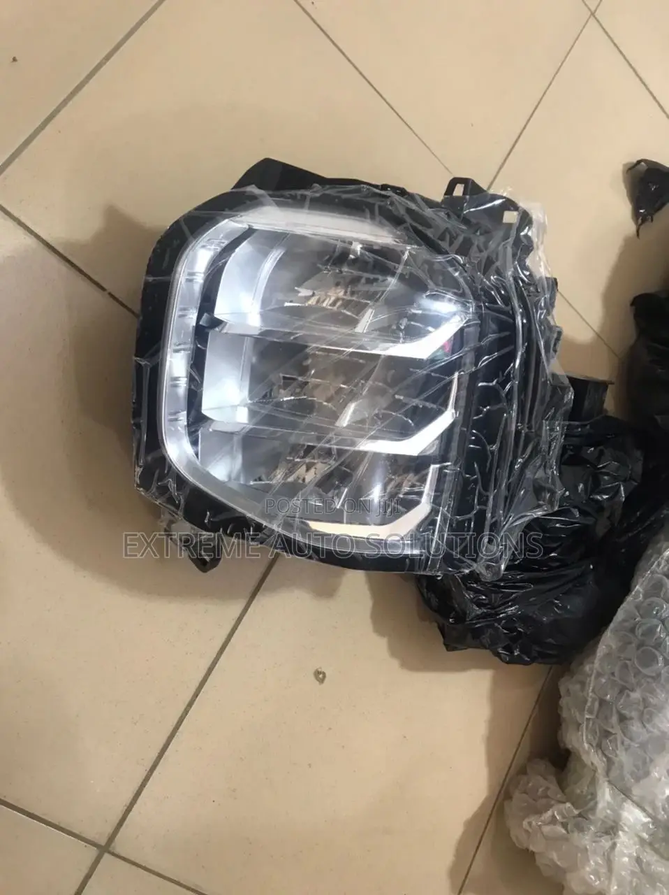 Mitsubishi Outlander 2024 Headlight Available