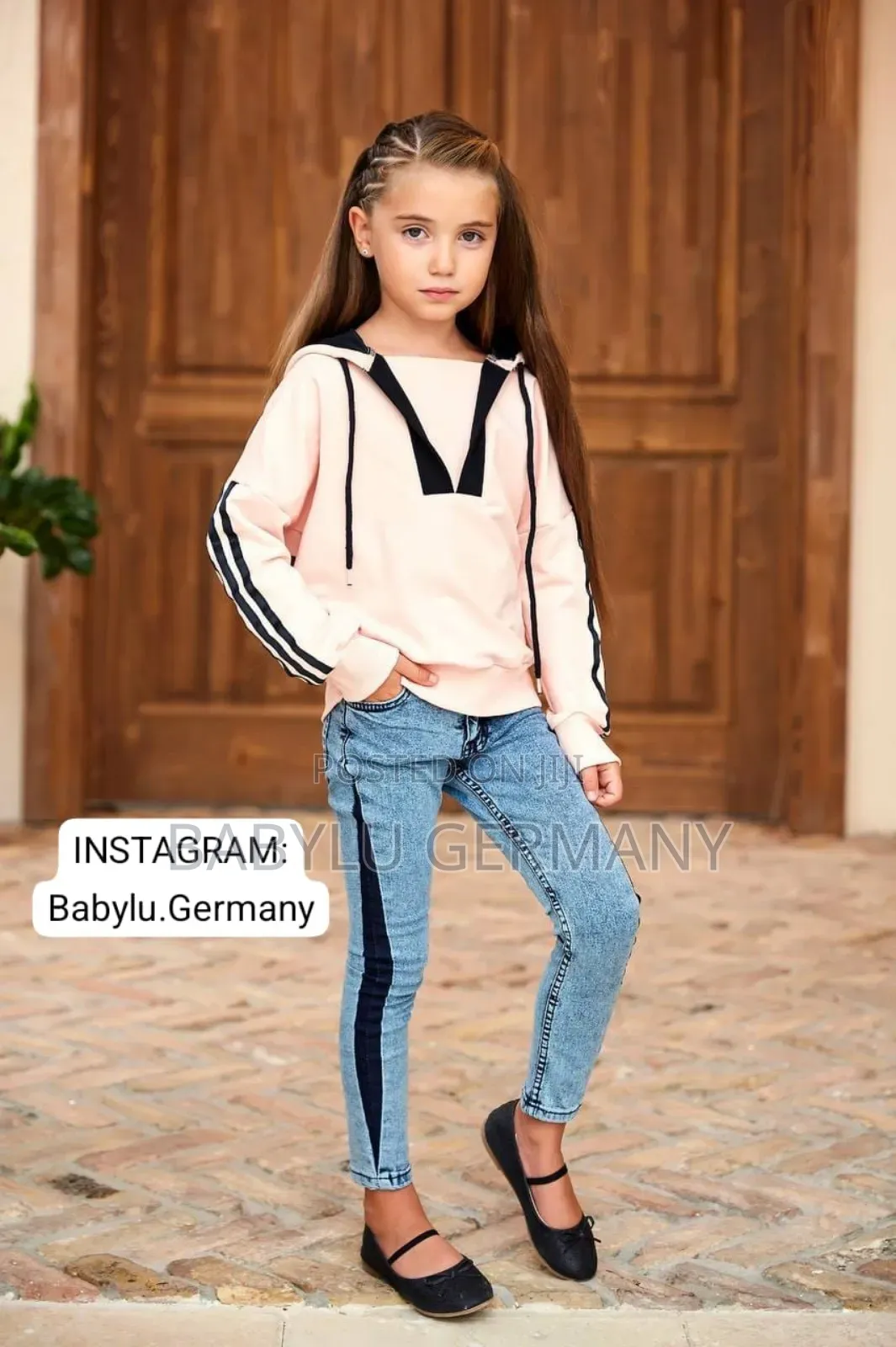 Pink Girl Sweater and Blue Jeans Set : Turkey Imported