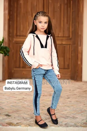 Pink Girl Sweater and Blue Jeans Set : Turkey Imported