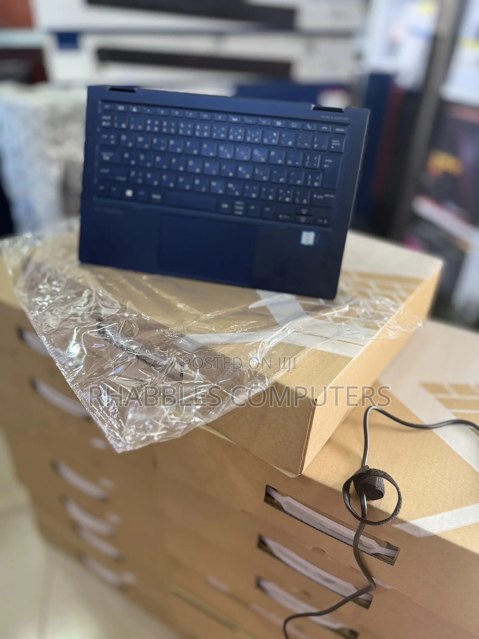 New Laptop HP Elite Dragonfly X360 8th Gen 8GB Intel Core I5 SSD 256GB